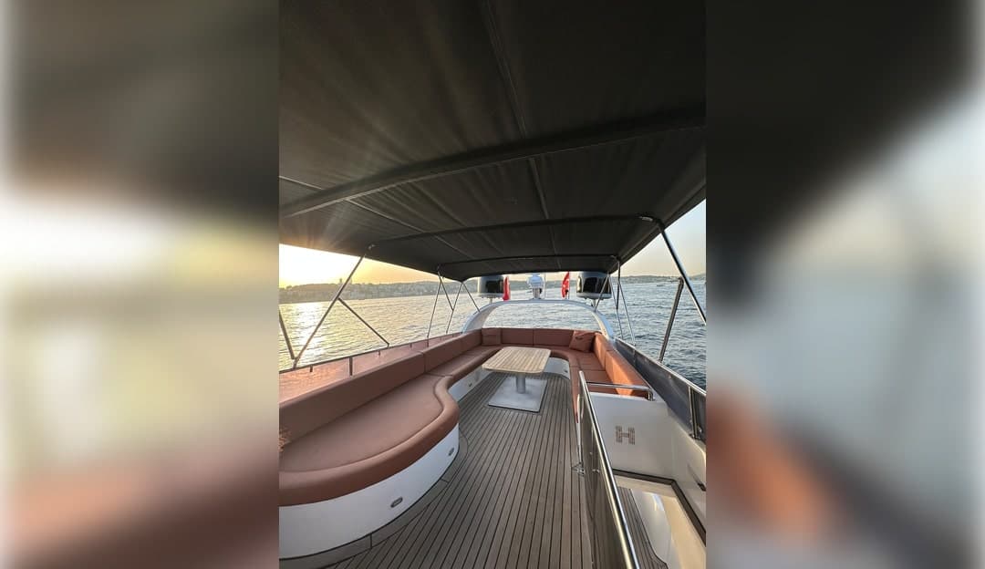 Istanbul Bosphorus Tour with Private Yacht for 1-10 People 2