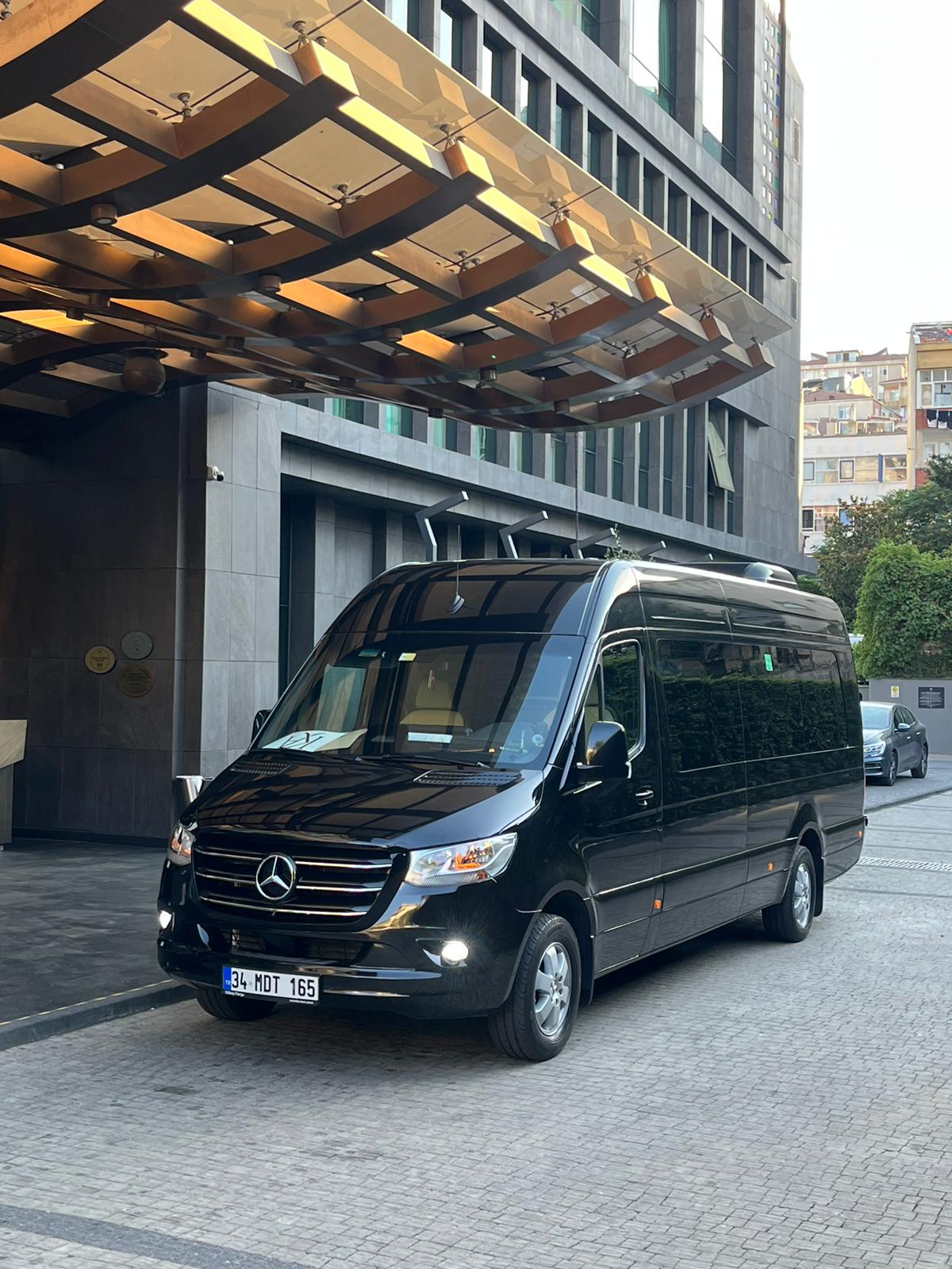 Istanbul Havalimani'nda Bebekle Seyahat Rehberi 2026 — Transfer, Terminal ve Ipuclari | Merry Tourism