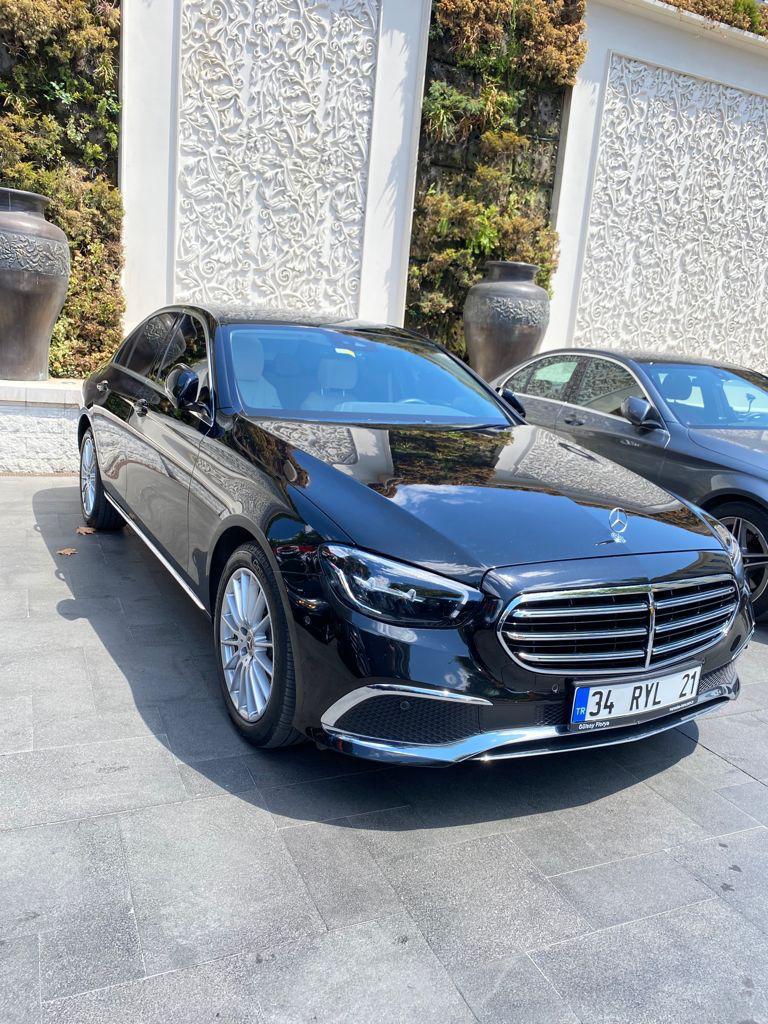 İstanbul Havalimanı Çocuk Koltuğu Transfer 2026: ISOFIX Kuralları, Yaş Grupları ve Güvenli Aile Seyahati | Merry Tourism